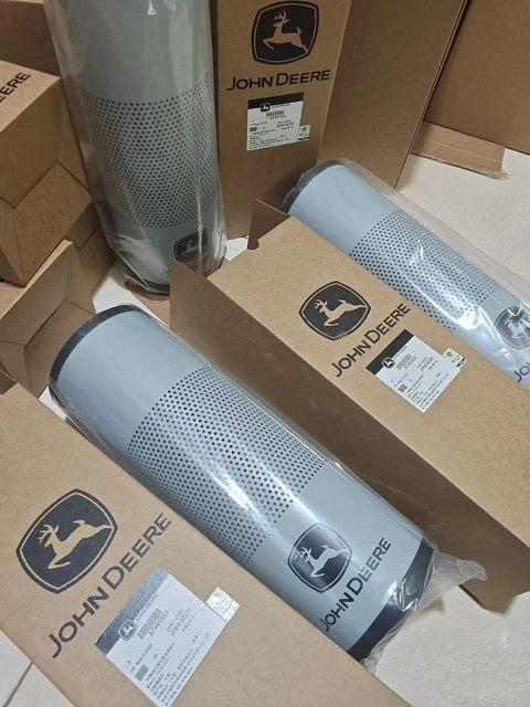 Поставили фильтры John Deere